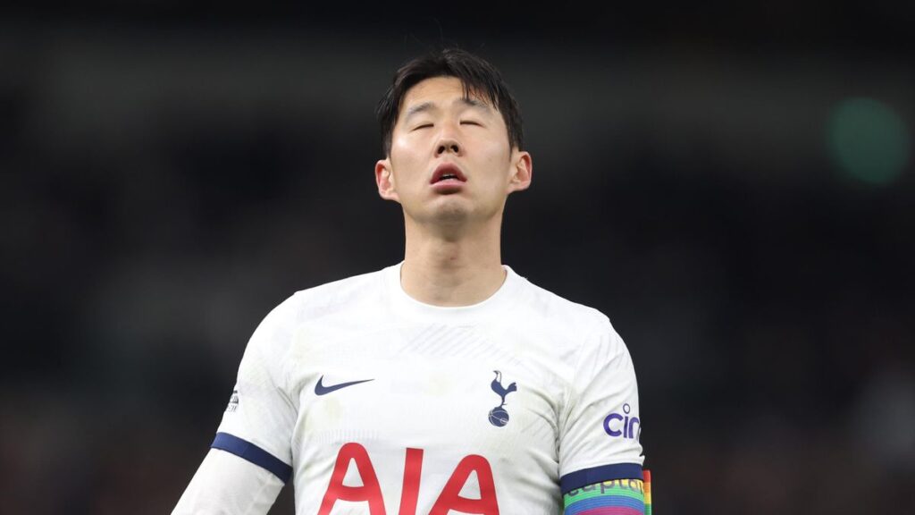 Footballer Son in despair due to FPL rule